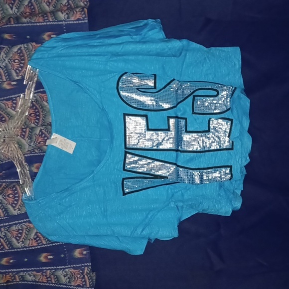 cleo Tops - NWOT YES Half T-Shirt